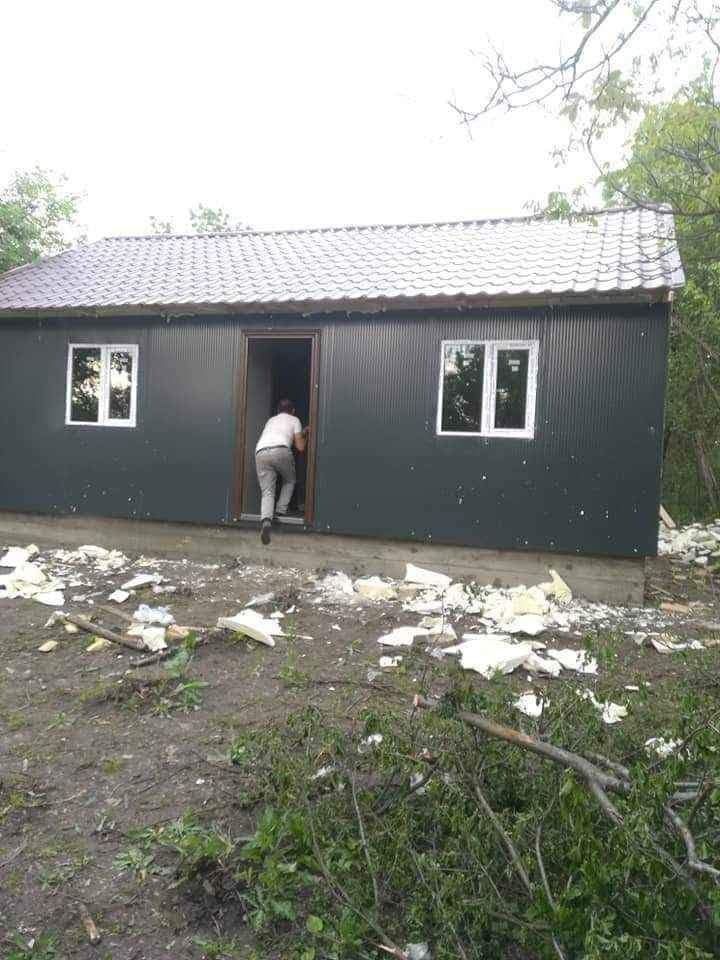 Vând container modular tip casa de locuit