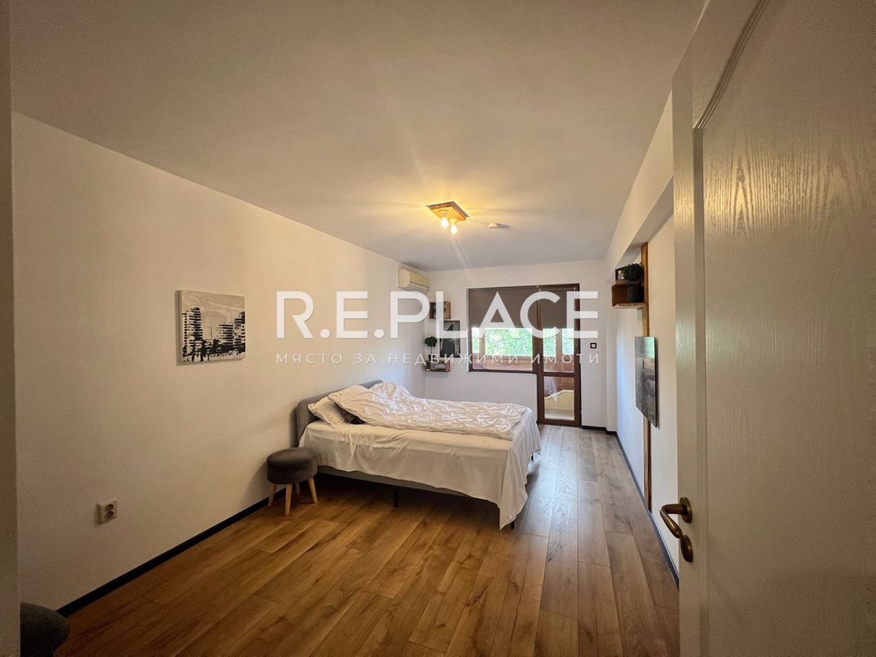 Продава се Тристаен апартамент в Варна, Възраждане 4 - 133 кв.м за 1627 €/кв.м - Снимка #10