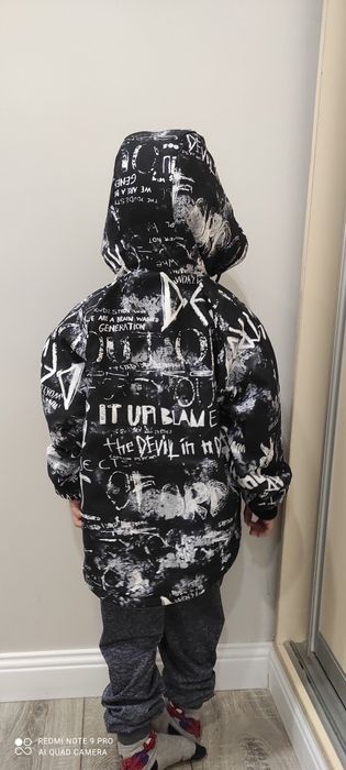 Куртка на 5-6 лет