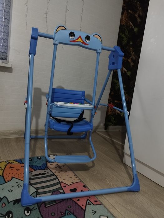 Продам детскую качелю