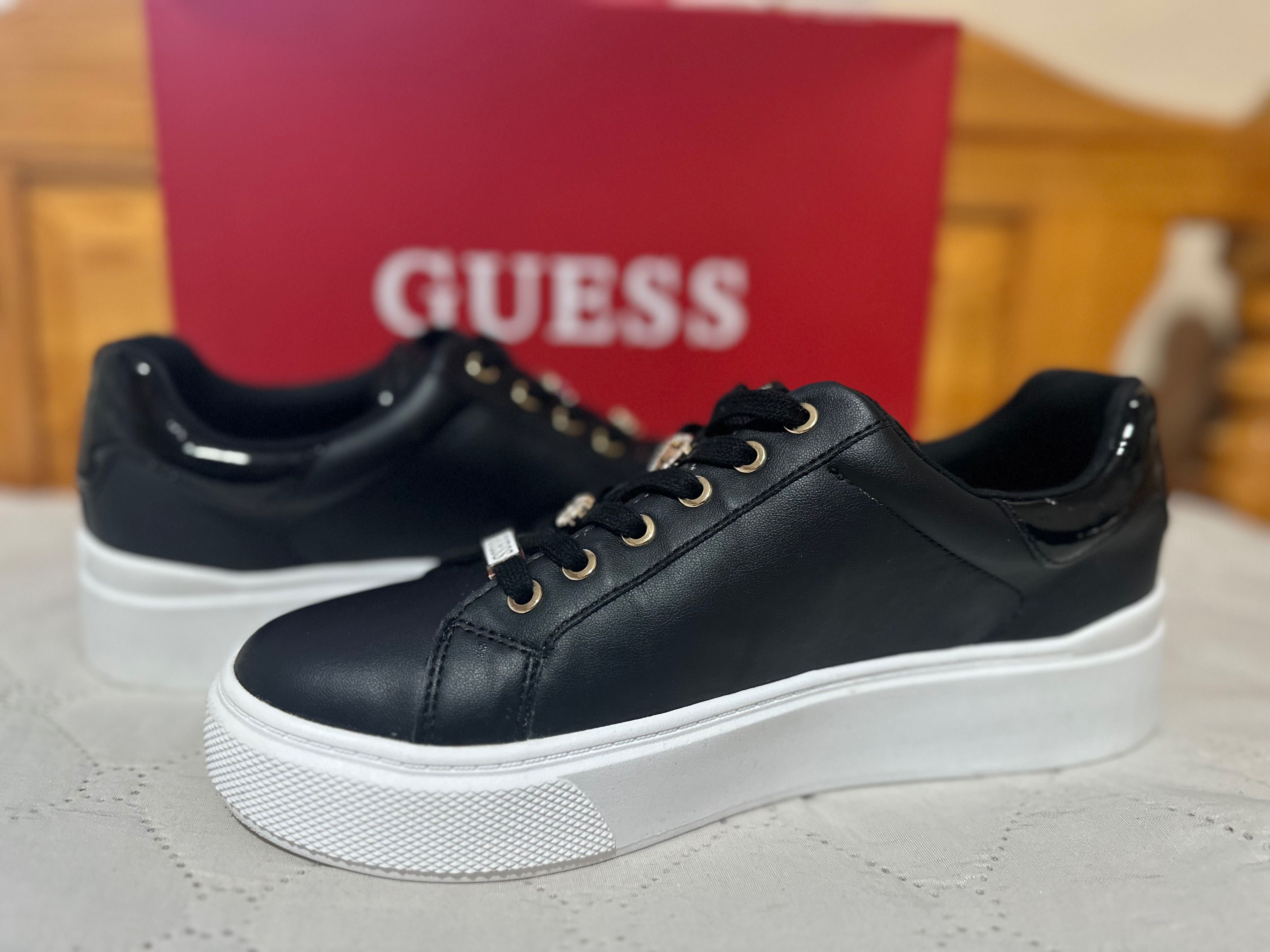 Обувки Guess Perhaps7