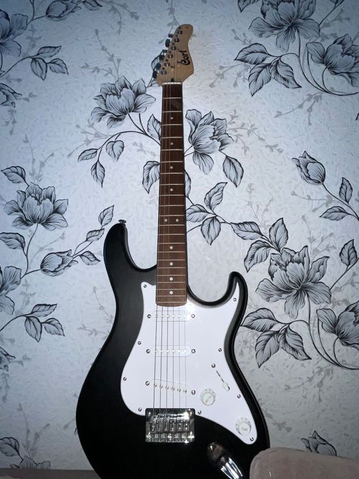 Электрогитара Cort G100