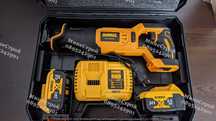 Акумулаторен Саблен Трион DeWALT 24V 6Ah Прав Трион Девалт TSTAK куфар
