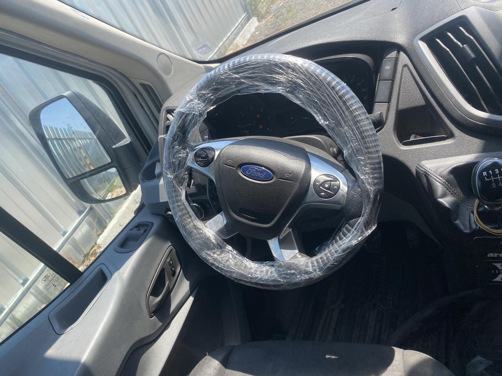 Ford tranzit 2018 godina 2.0D