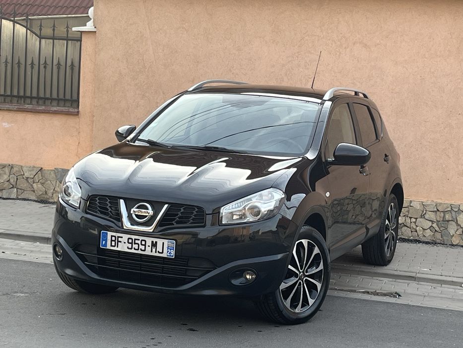 Vand Nissan Qashqai an fabricatie 2011 euro 5