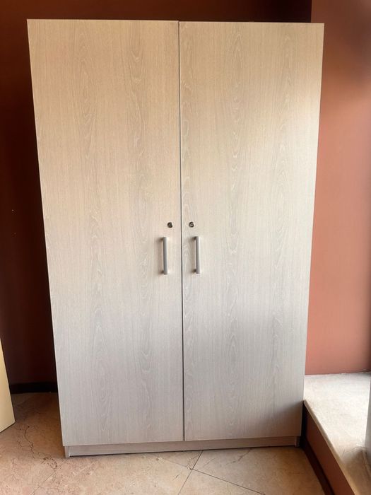 Шкаф / гардероб с вградена мивка