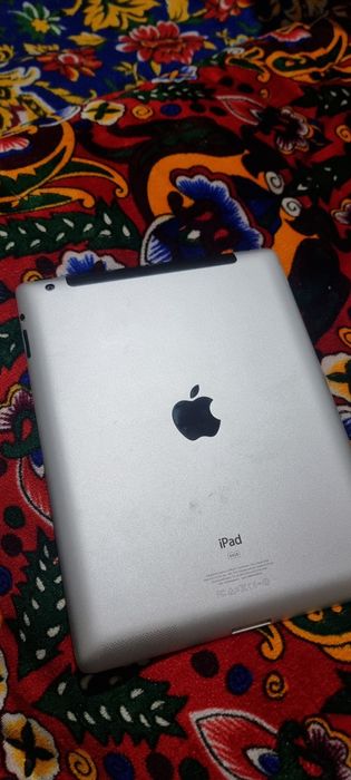 iPad 64 gb сотилади