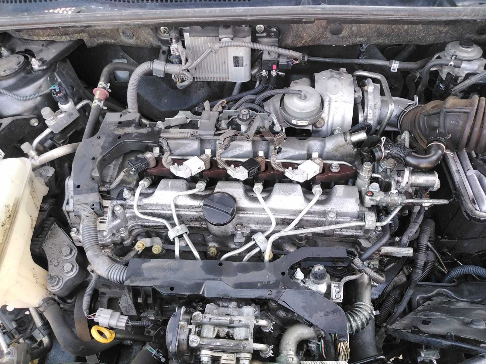 Dezmembram Toyota Rav 4, an 2010, motor 2.2 Diesel Euro 5