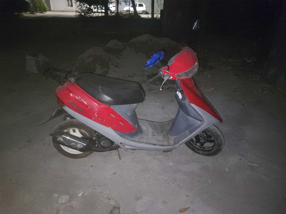 Продается скутер. Honda dio-27