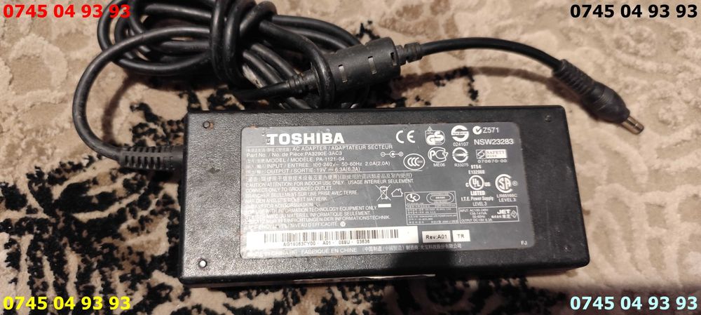 alimentator incarcator Toshiba 19v 6.3A mufa 5.5mm cu proba