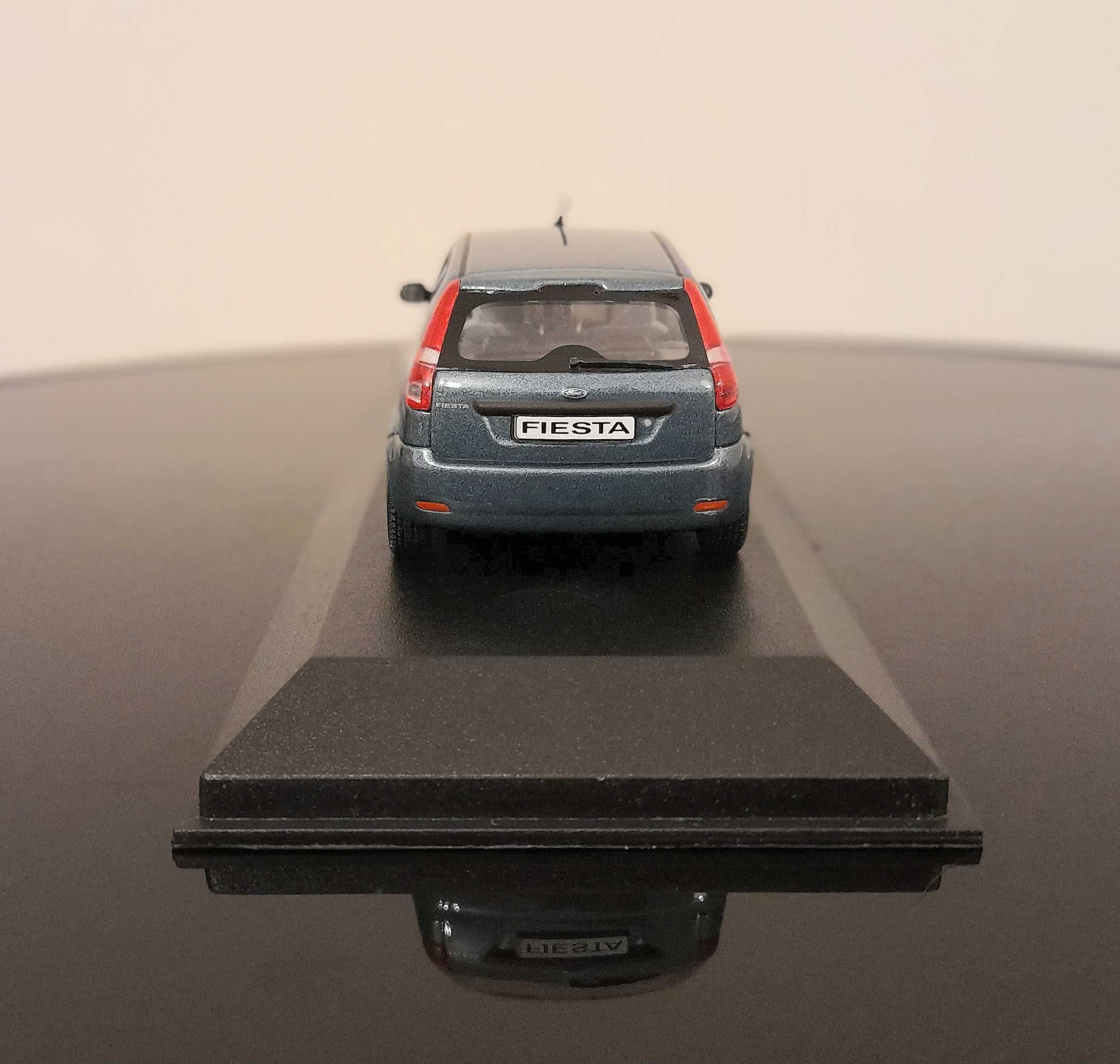 Ford Fiesta 5-doors 1:43 Minichamps