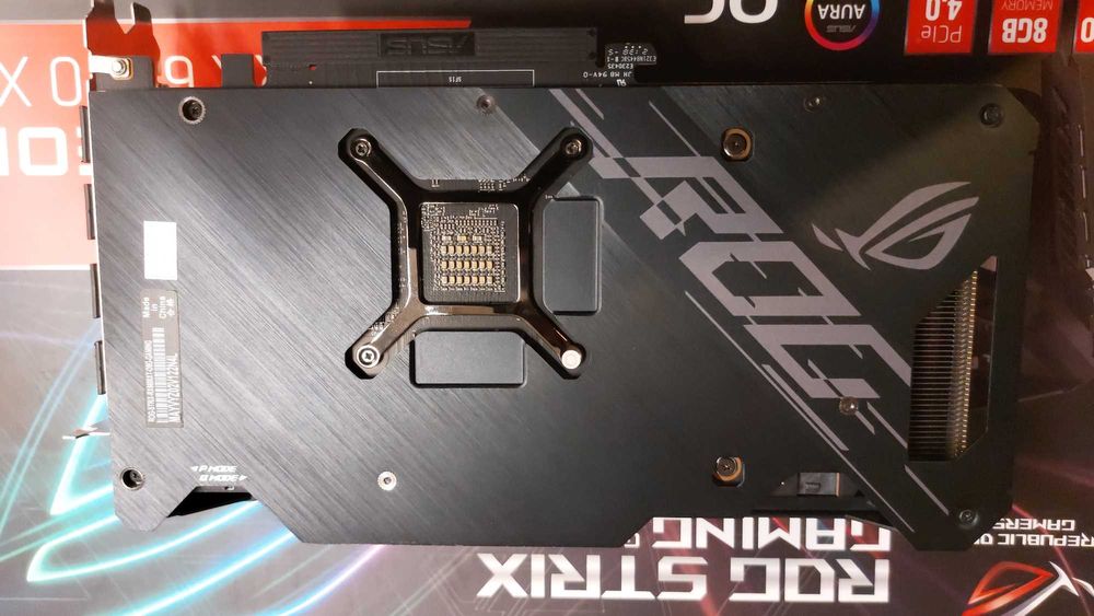 Radeon RX 6600 XT Asus ROG Stryx