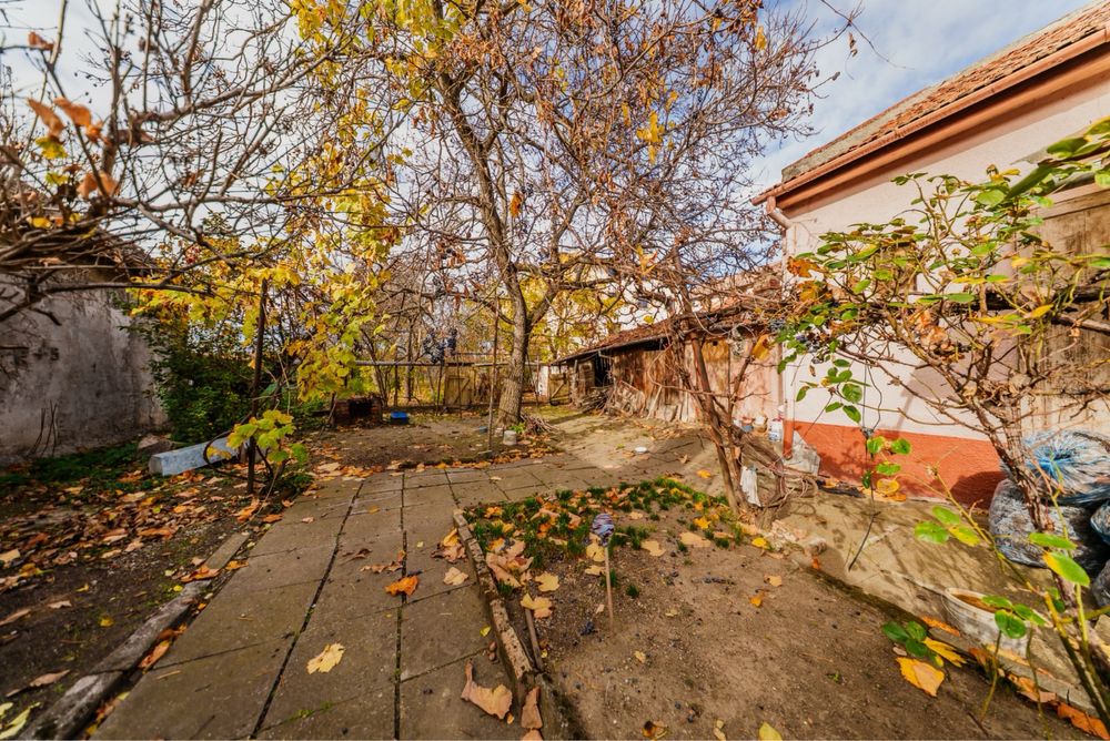 Casã individuală de vânzare - cartier Pârneava, Arad