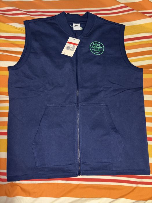 Нов мъжки елек Nike athletic club 1972