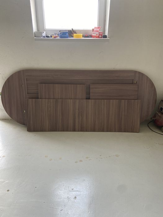 Стол овальный 2.4м