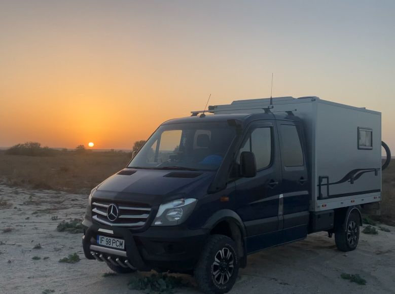 Autorulota, Mercedes Sprinter 4x4 cu reductor.