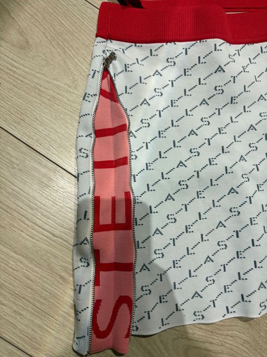 Дамски сет от машинно плетиво