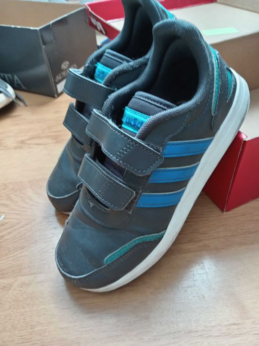 Обувки Adidas, за момче