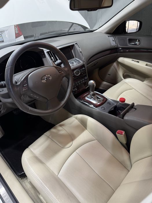 Infiniti G25 2012 г. 91.000 пробег