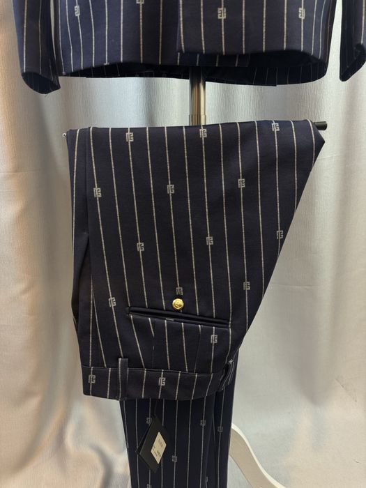 Costum elegant Balmain