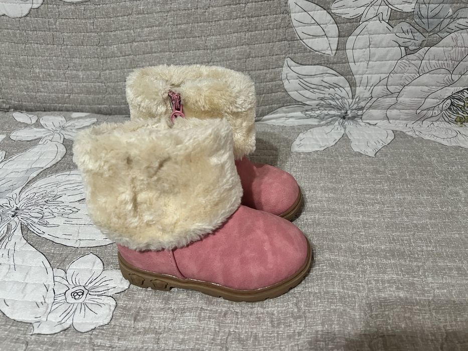 Сапожки теплые 24размер