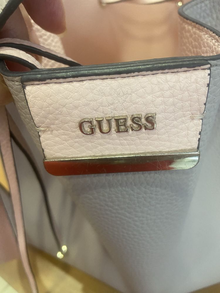 Дамска чанта Guess