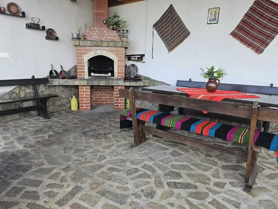 Дава се под наем Къща в Бургас, Сарафово - 100 кв.м за 400 € - Снимка #2