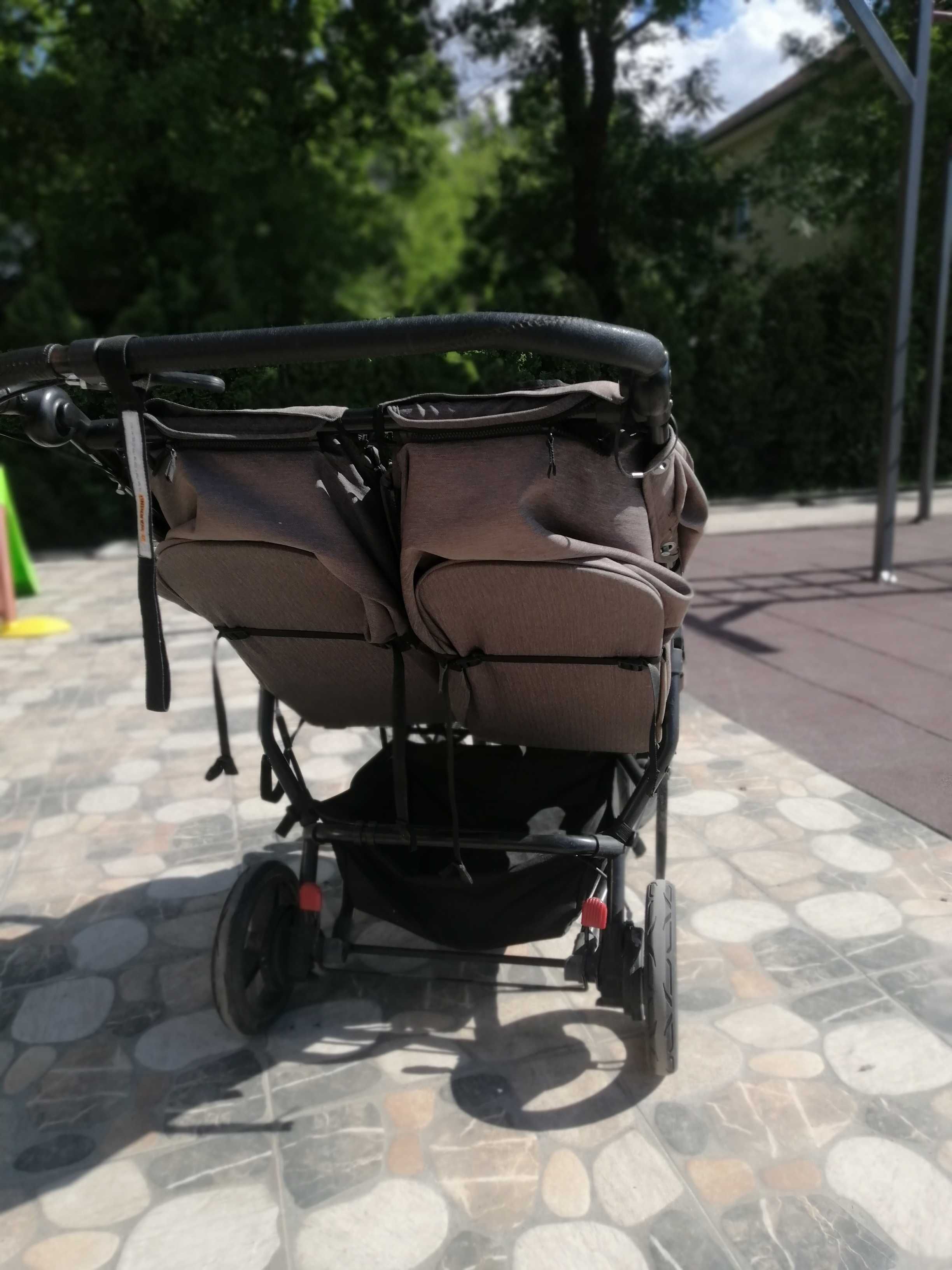 MOUNTAIN BUGGY   Комбинирана количка за близнаци DUET V3