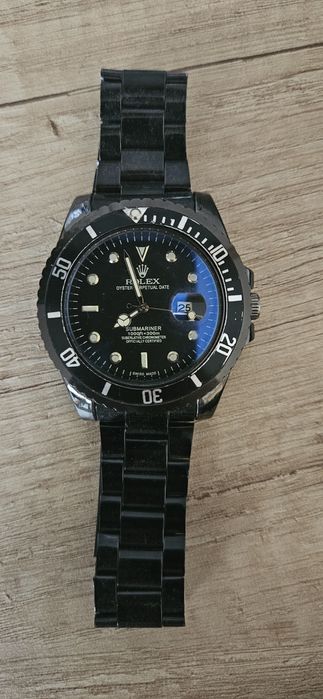 Часовник Rolex черен
