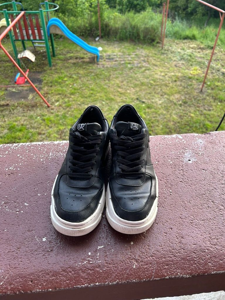 Vând Air force 1 pixel și adidași Tommy Hilfiger
