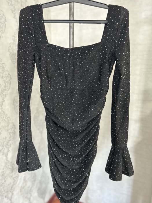 Продам платье женское