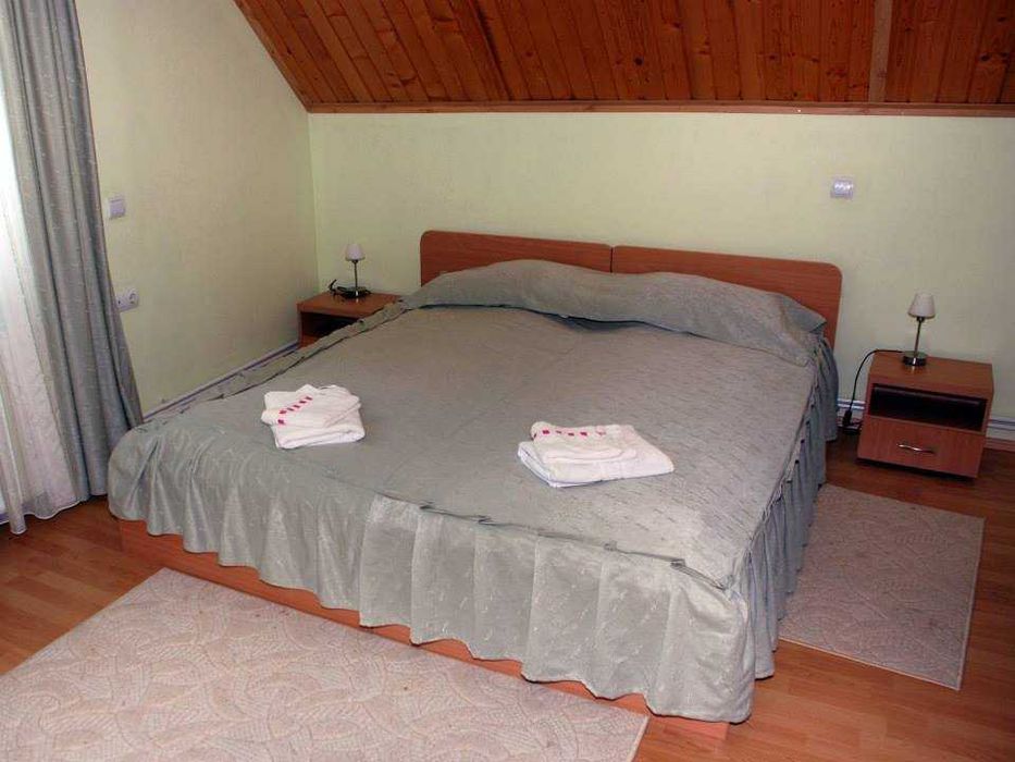 Pensiune de inchiriat de revelion.