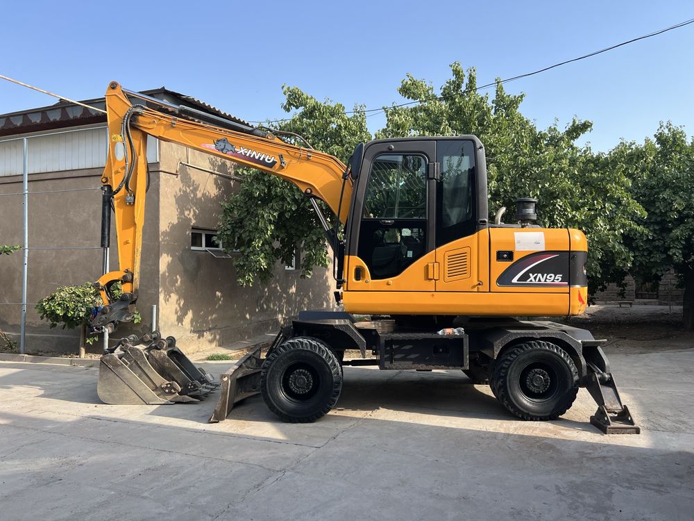 Продается Экскаватор XN-95