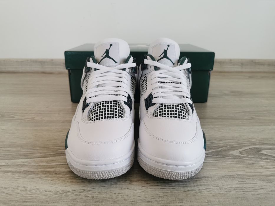 Jordan 4 Oxizided Green 44