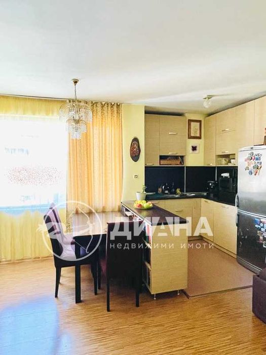 Продава се Двустаен апартамент в Пловдив, Кючук Париж - 63 кв.м за 2151 €/кв.м - Снимка #2
