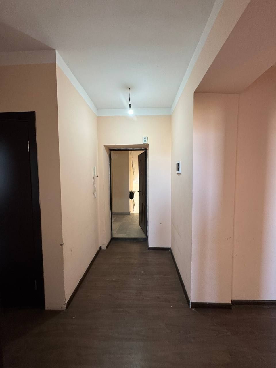 Nurafshonda 3 xonali kvartira sotiladi
