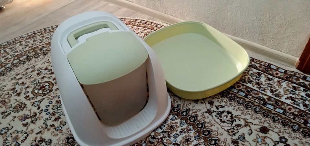 Лоток для кошек и собак