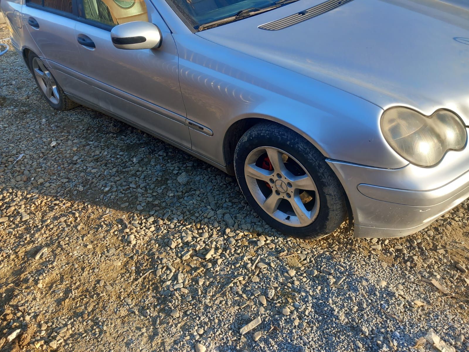 Bara fata trager capota grila faruri aripi mercedes c class w203