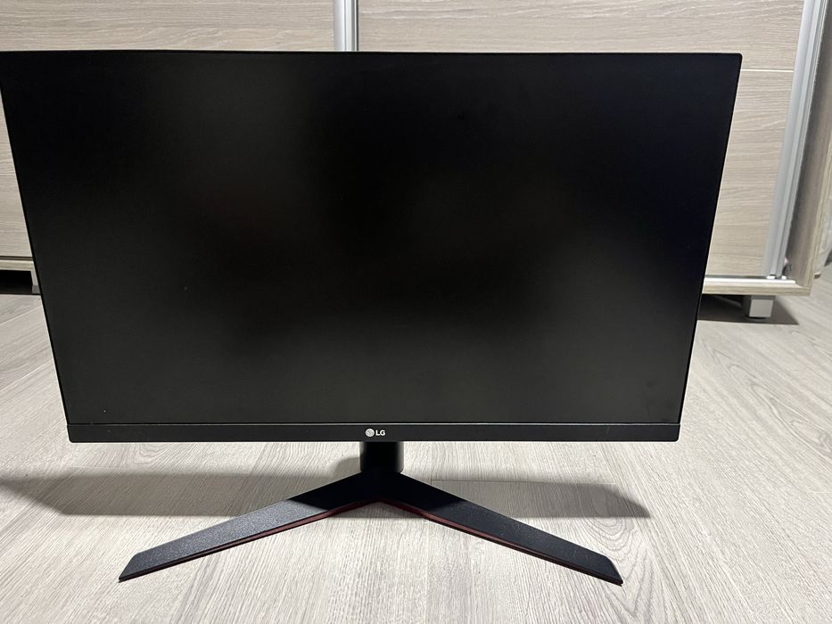 Monitor lg latime 54 de cm lungime 30 de cm uitativa la toate pozele!!