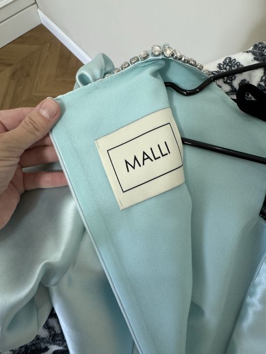 Malli очень красивое,торжественное платье