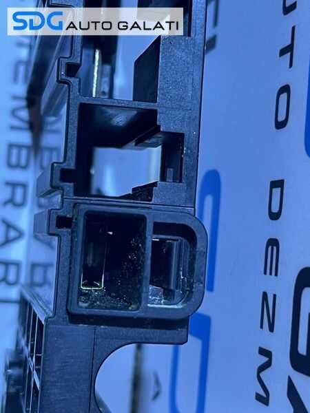Panou Tablou Sigurante Relee Acumulator Baterie BMW Seria 3 F30 F31 2004 - 2011 Cod 10688710