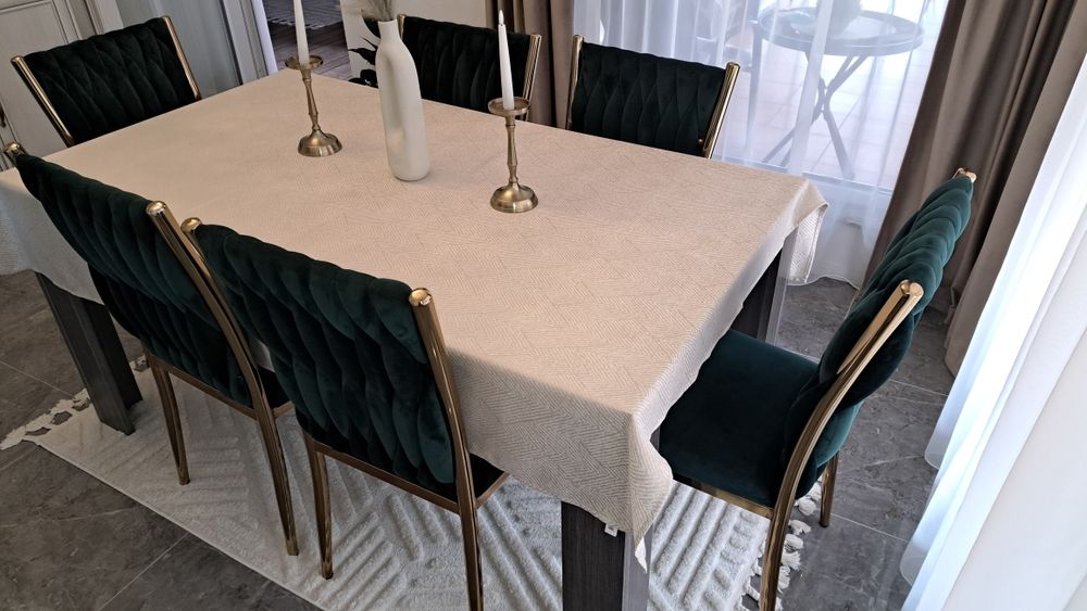 Scaune dining elegante-confort si stil pentru casa ta