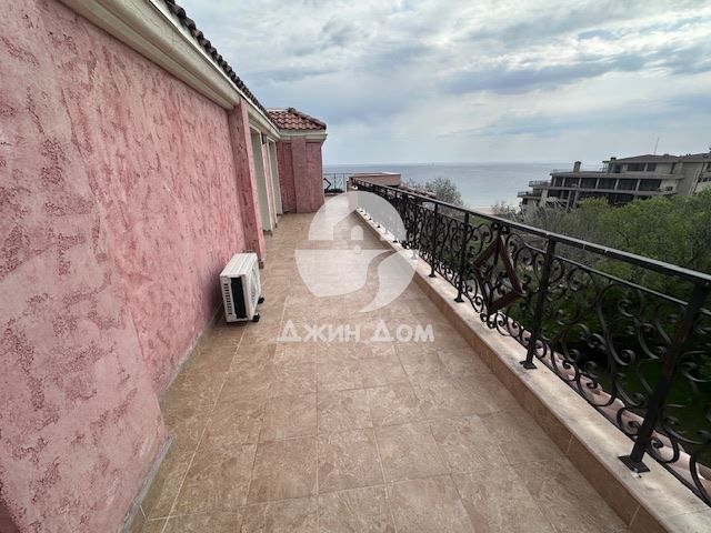 Продава се Тристаен апартамент в Созопол - 111 кв.м за 2163 €/кв.м - Снимка #12