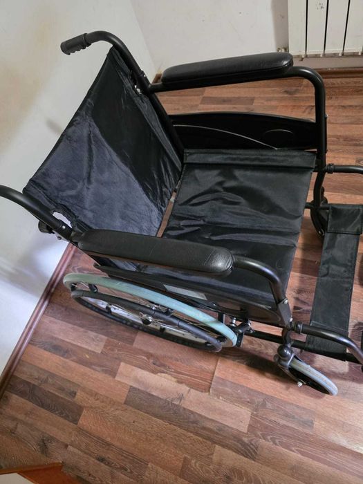Cărucior cu rotile pliabil ultra ușor ofertă mare
