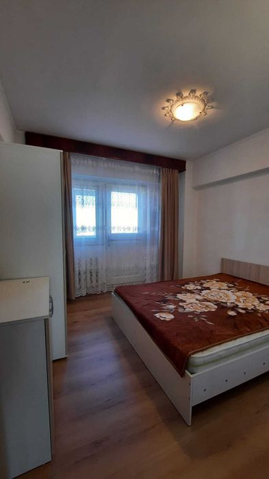 Inchiriez 2 camere apartament Primarie