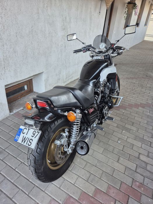 Yamaha VMAX, nu Suzuki,Honda,