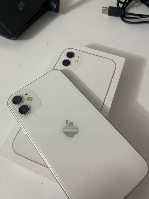 продам IPhone 11 128 g