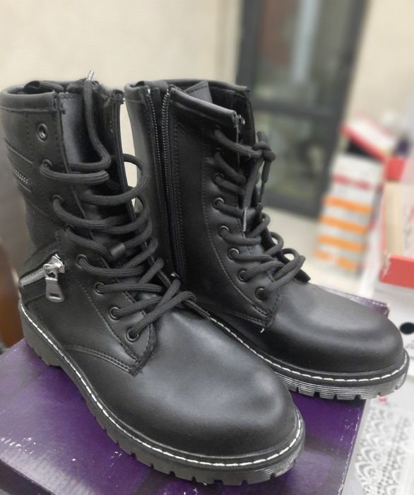 Продам женские сапожки