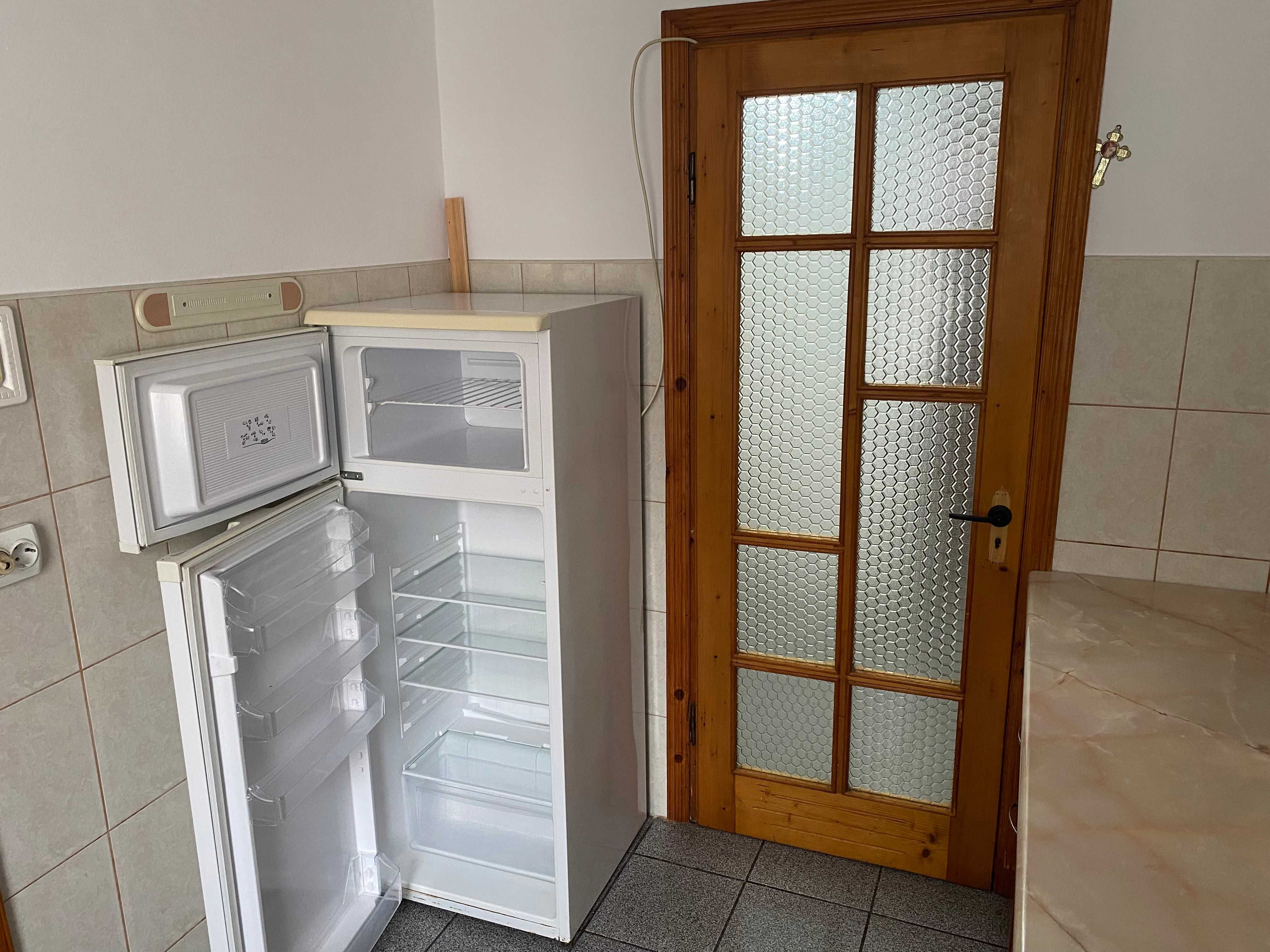 Vând apartament 2 camere