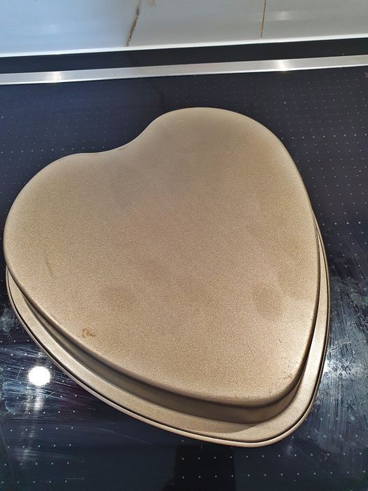 Форма сърце за печене и грил тиган